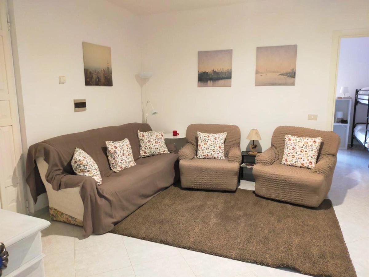 Casa Indipendente Pisaヴィラ エクステリア 写真